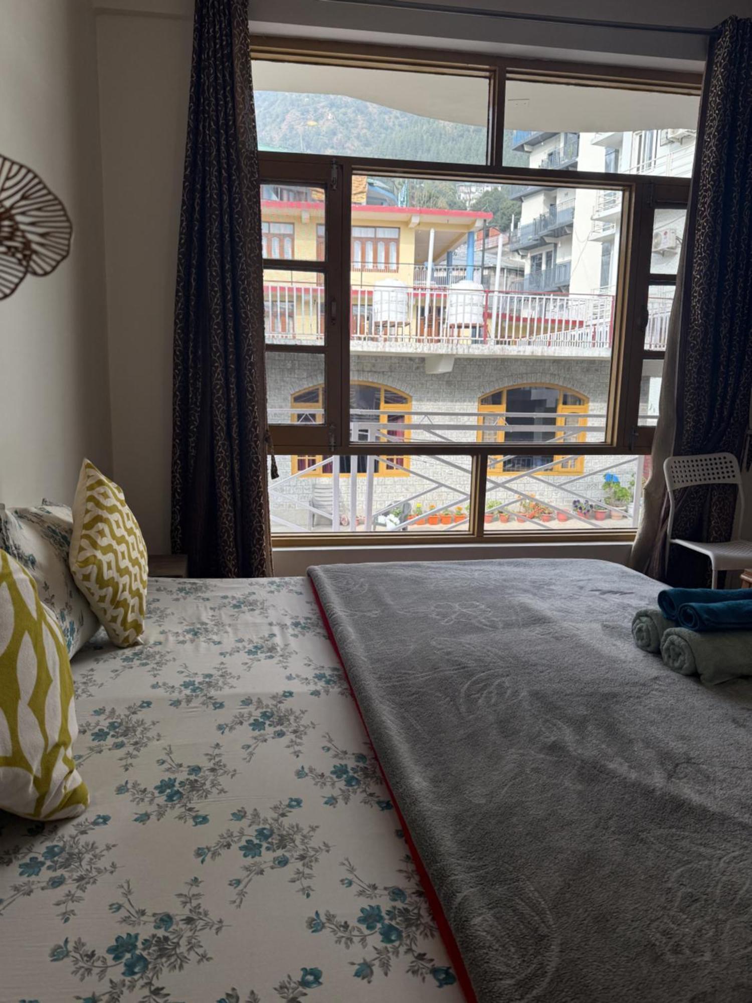 The Void - Dharamkot Apartman Dharamszala Kültér fotó