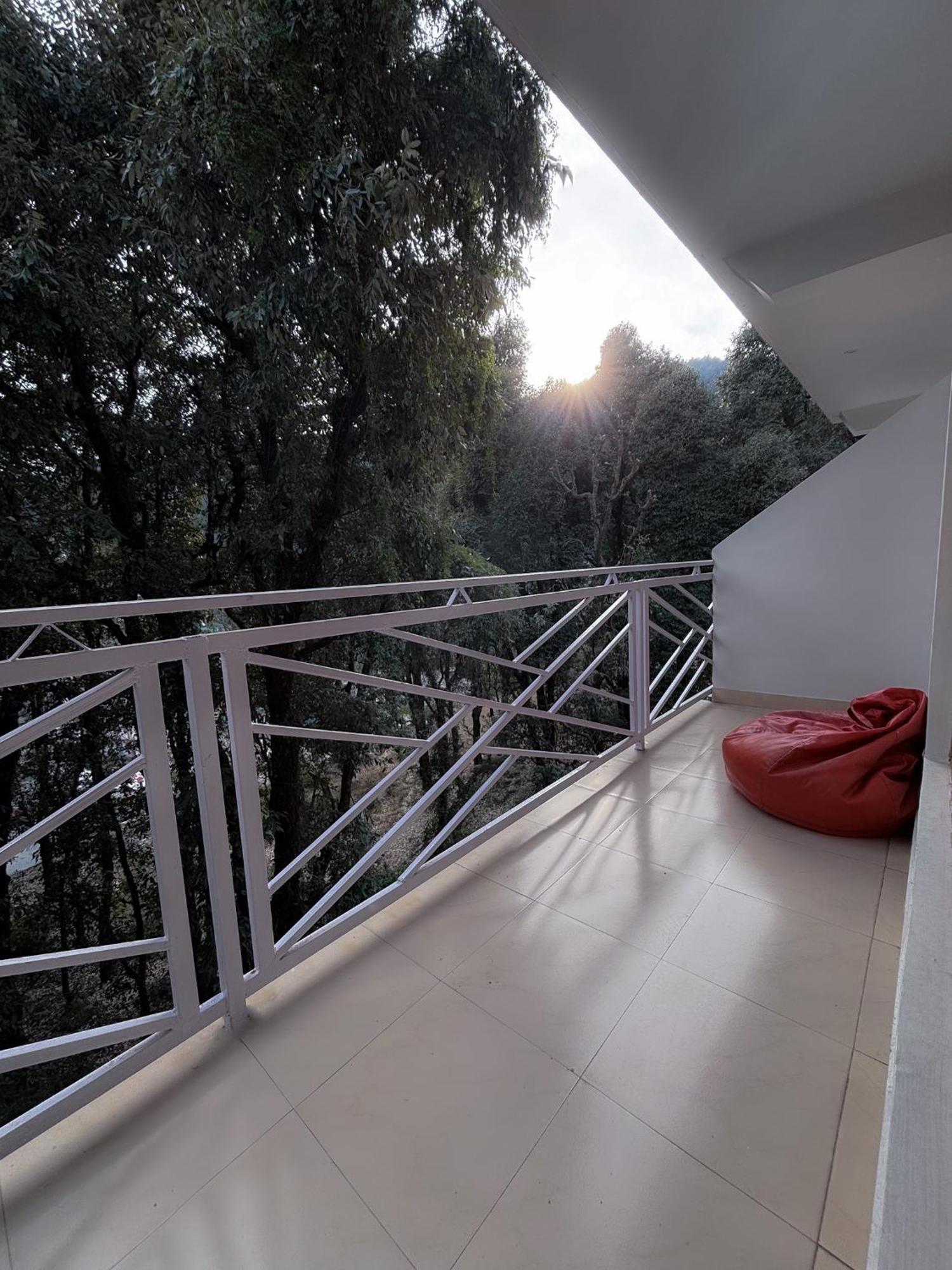 The Void - Dharamkot Apartman Dharamszala Szoba fotó