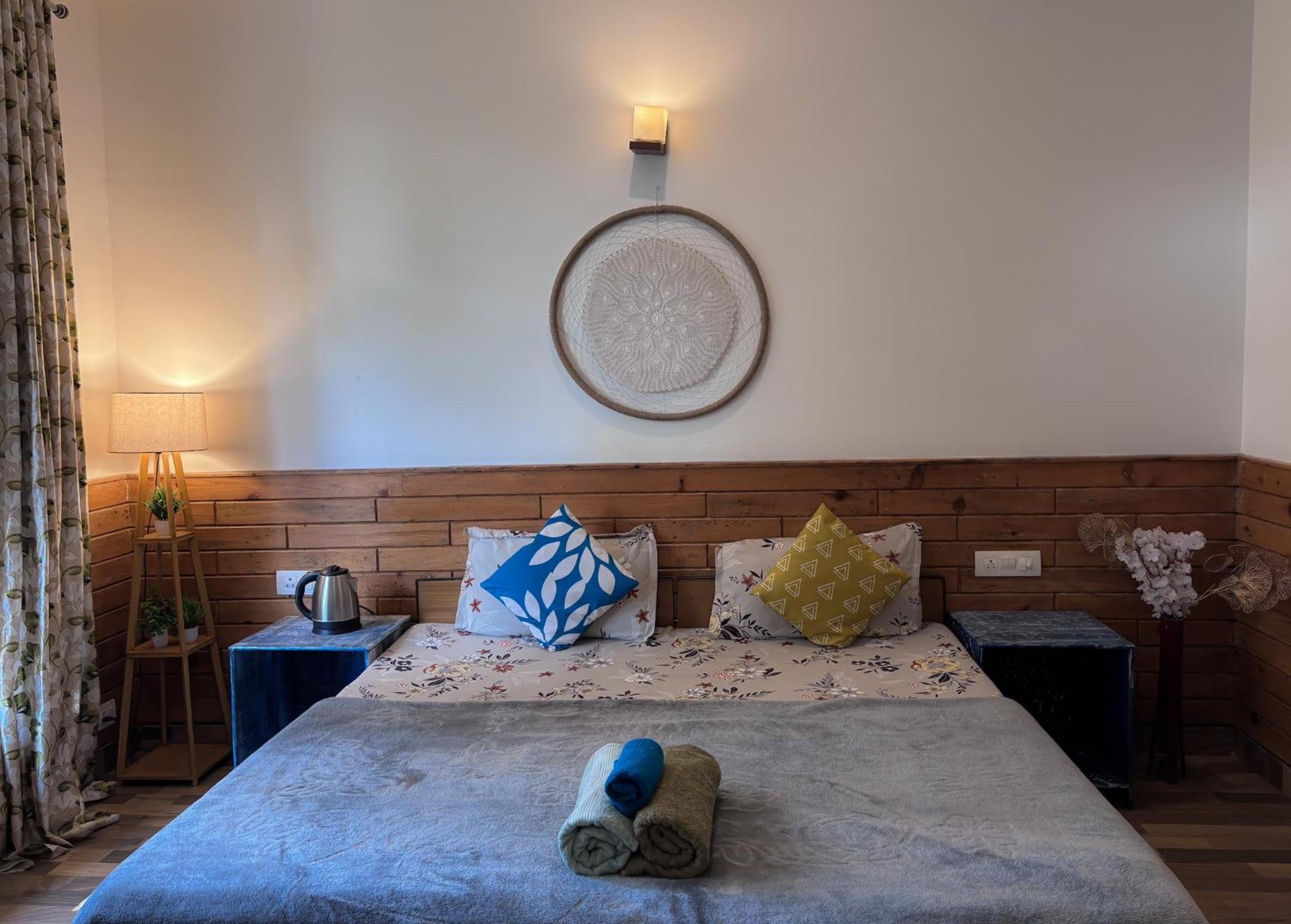 The Void - Dharamkot Apartman Dharamszala Kültér fotó